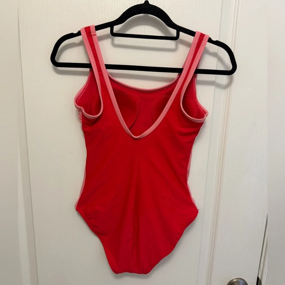 Lands’ End Women’s One-Piece Swimsuit Red/Pink Colorblock XS | NWT